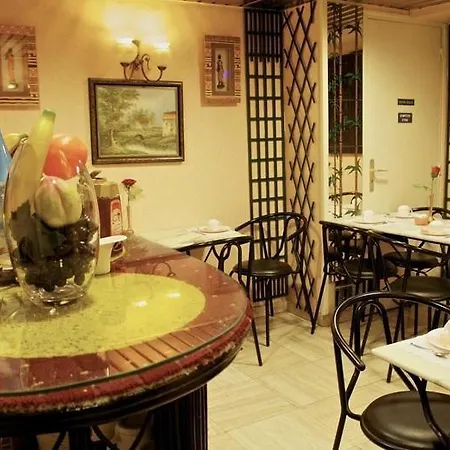 Hotel Voltaire Parigi